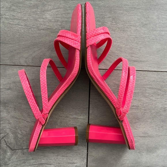 MARC FISHER Colorful Strappy Heeled Sandals, Size 7.5 - Picture 6 of 9